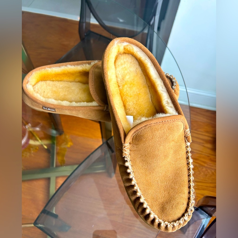 LL Bean Sherpa Lined Slippers